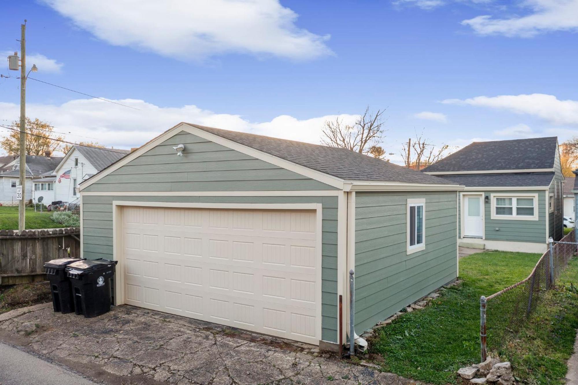 Highlands Home With Garage Louisville Exterior photo